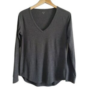 Love by Gap Dark Grey LongSleeve Pullover V-Neck  Womens Loungewear Pajama Top M